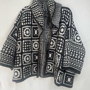 Black & White Patterned Open Front Women's Cardigan Sweater